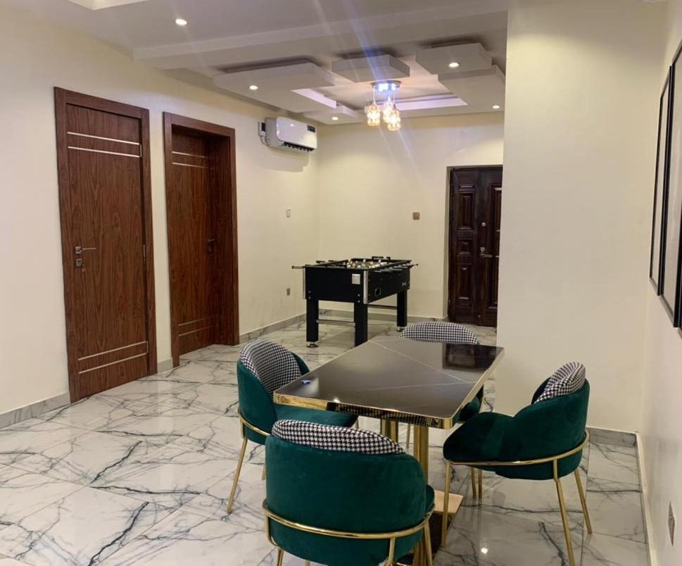God'S Touch Apartments Remi Fani Kayode Gra. Ikeja Exterior photo