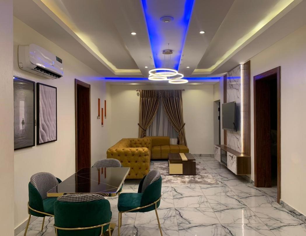 God'S Touch Apartments Remi Fani Kayode Gra. Ikeja Exterior photo