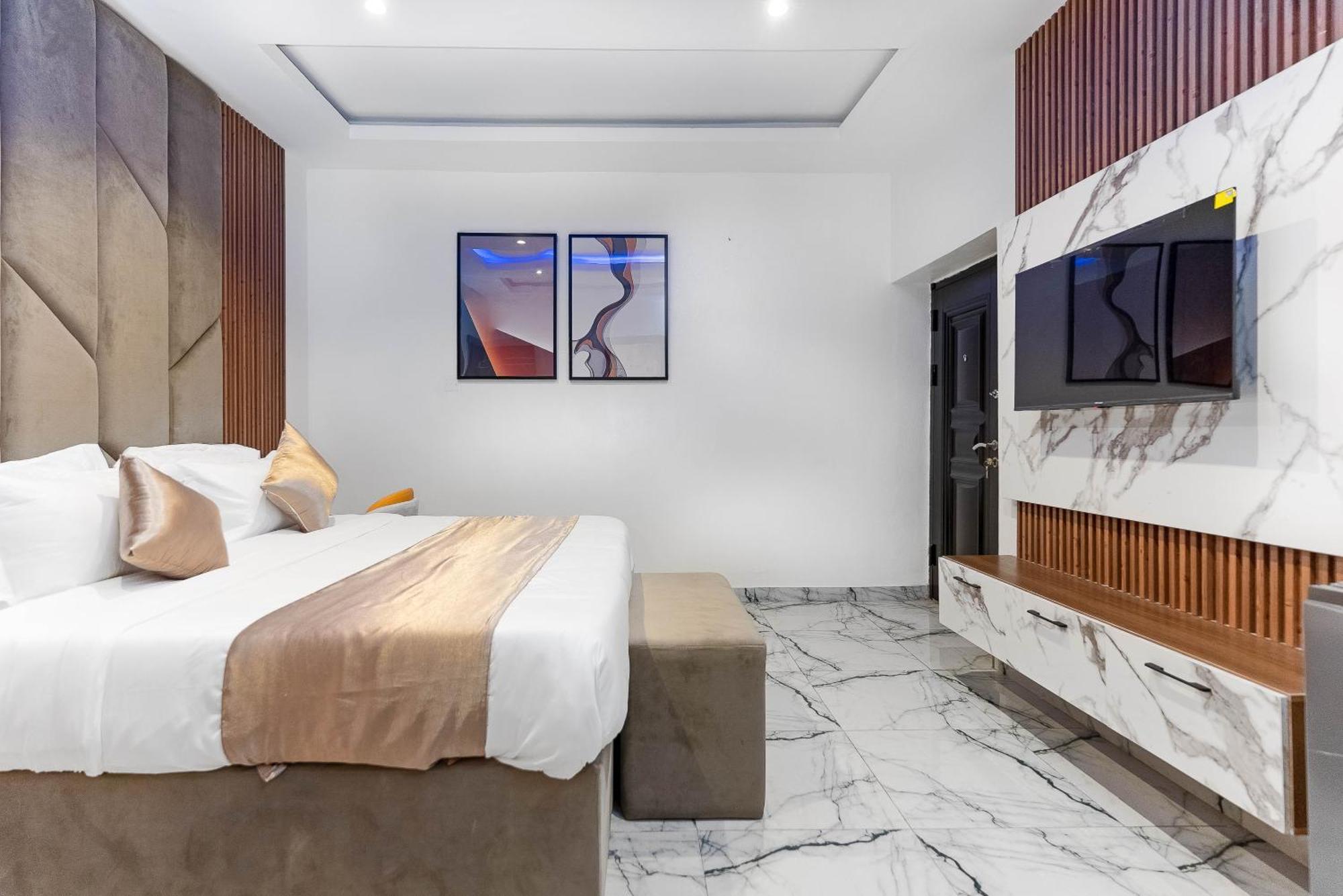 God'S Touch Apartments Remi Fani Kayode Gra. Ikeja Exterior photo