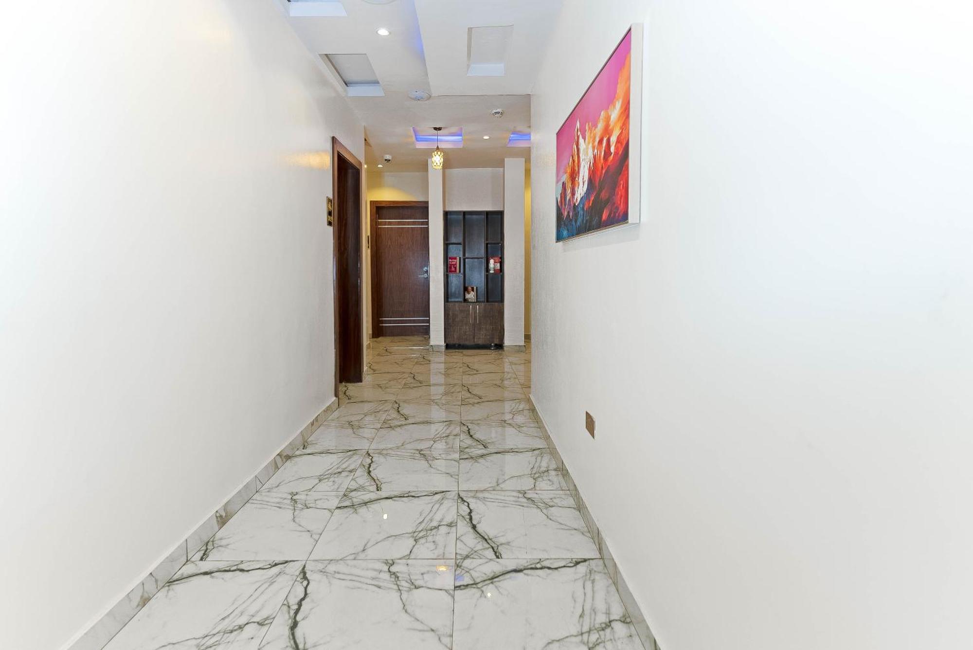 God'S Touch Apartments Remi Fani Kayode Gra. Ikeja Exterior photo