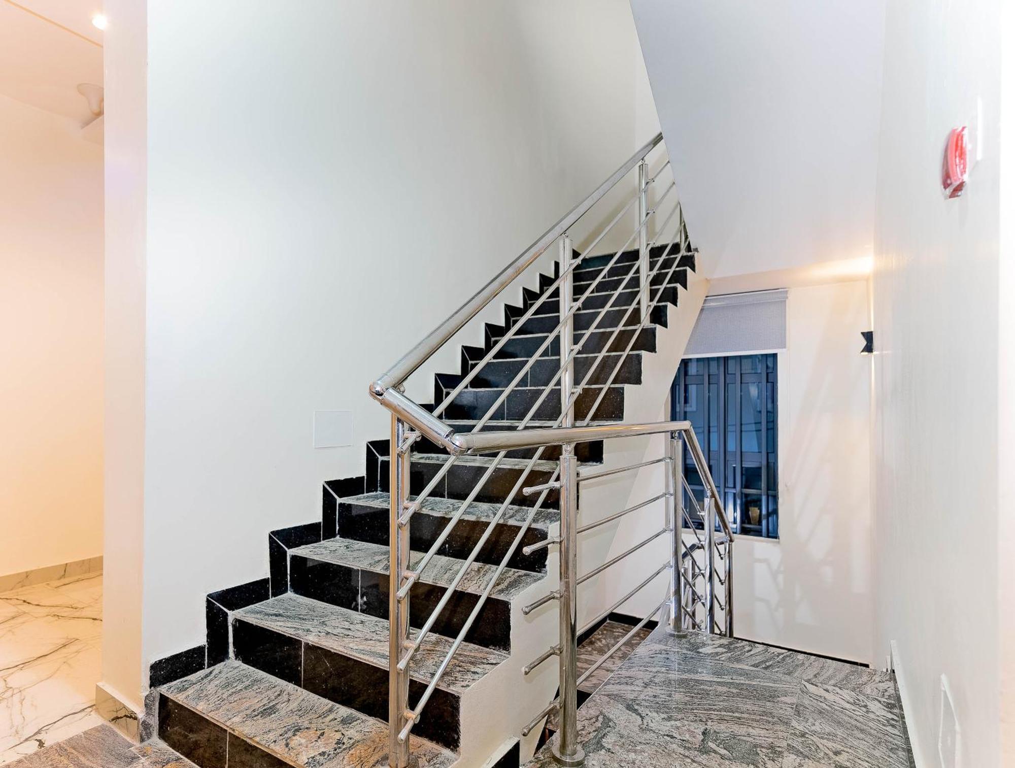 God'S Touch Apartments Remi Fani Kayode Gra. Ikeja Exterior photo