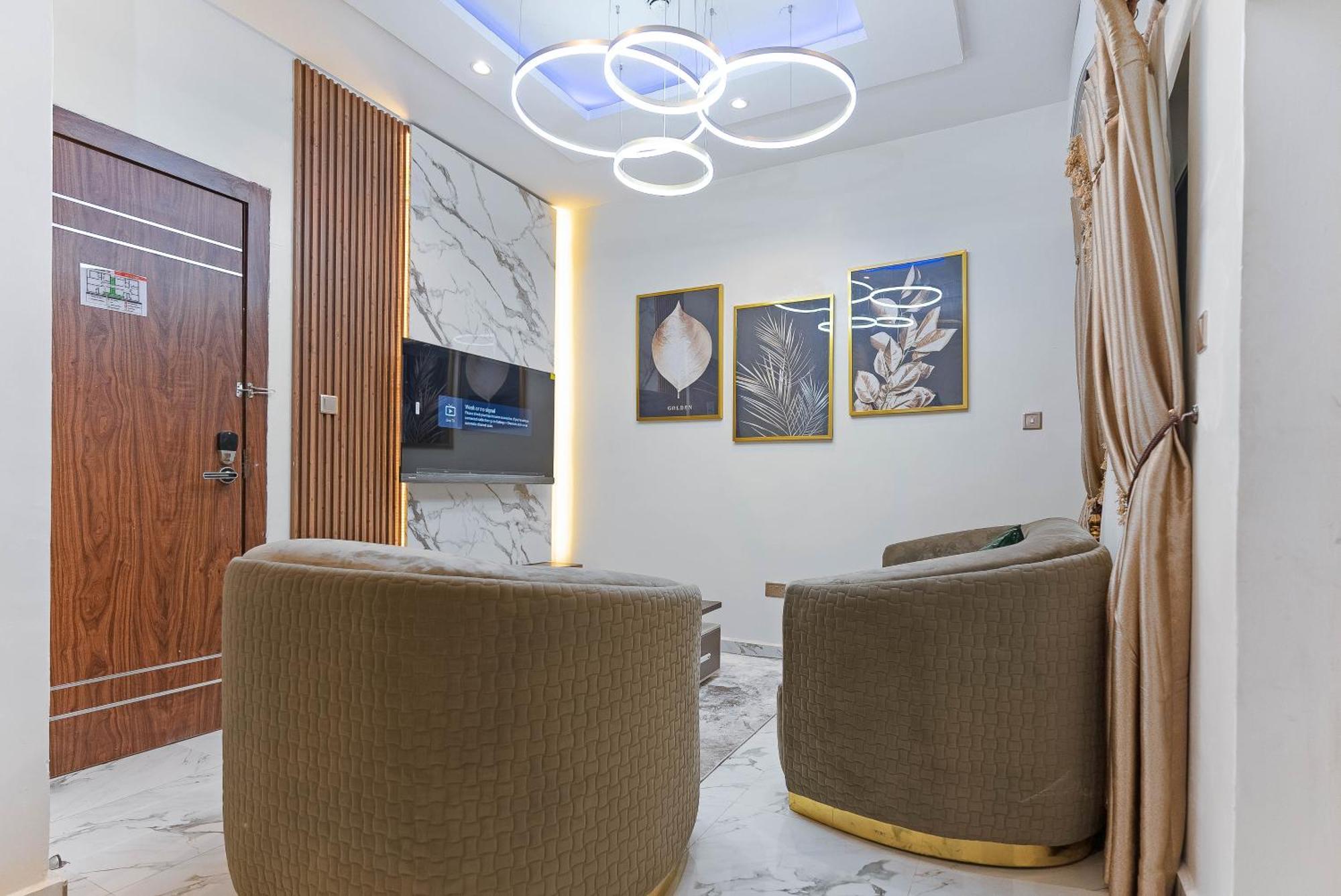 God'S Touch Apartments Remi Fani Kayode Gra. Ikeja Exterior photo