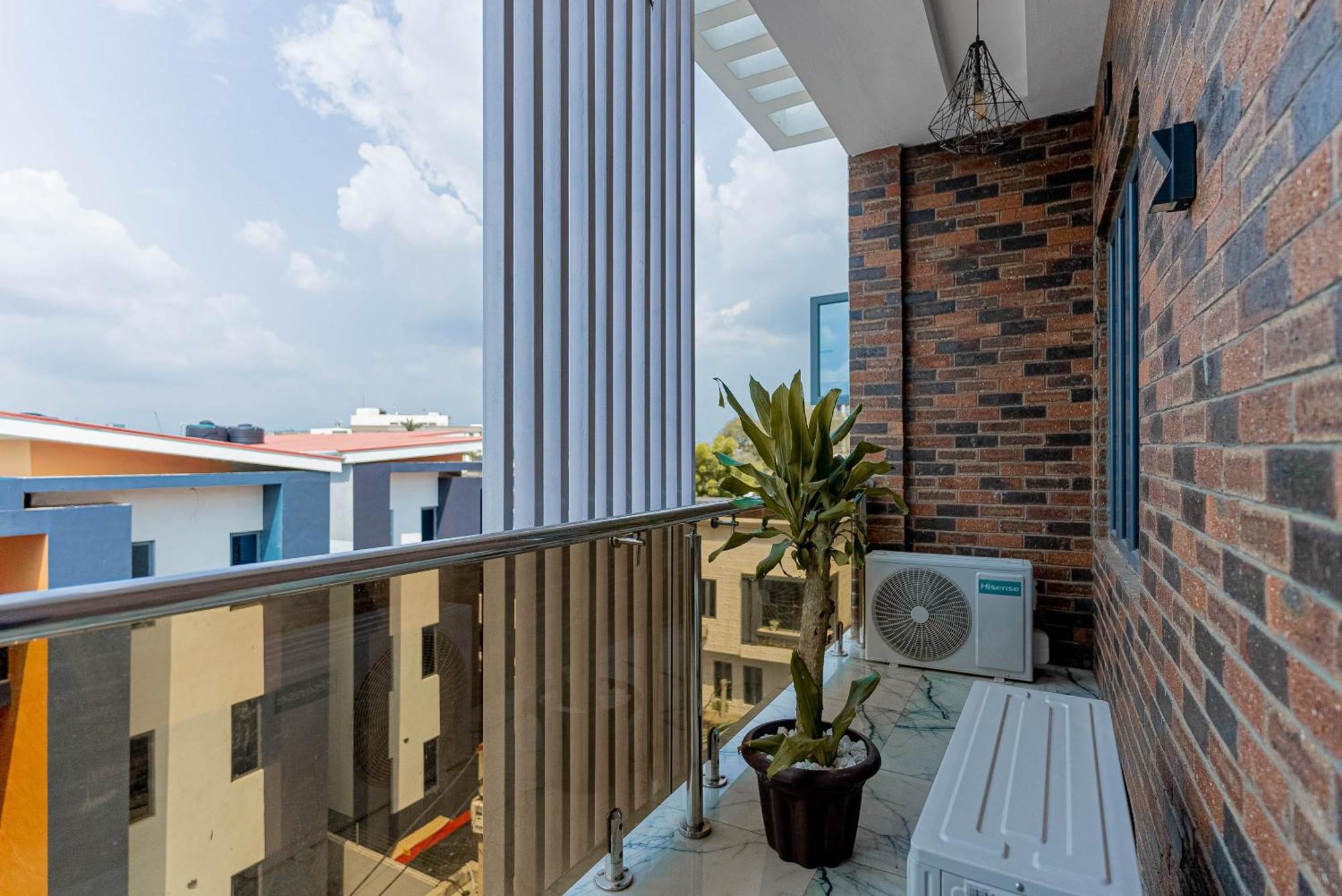 God'S Touch Apartments Remi Fani Kayode Gra. Ikeja Exterior photo