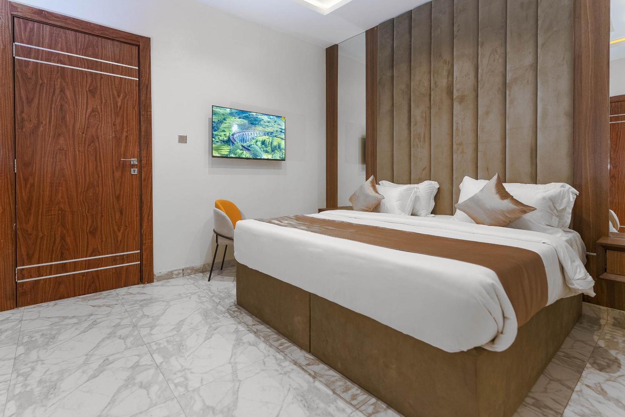 God'S Touch Apartments Remi Fani Kayode Gra. Ikeja Exterior photo
